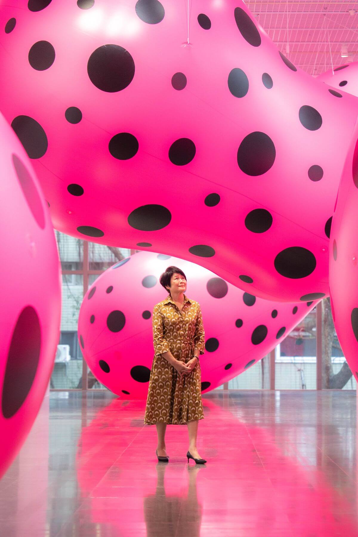 草間彌生台北特展：70組經典作品、1998年《圓點的強迫妄想》重現